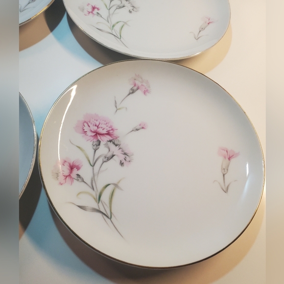 Vintage Fine China Royal Coart Japan , Carnation, dinner plates, set of 4 - Picture 5 of 9